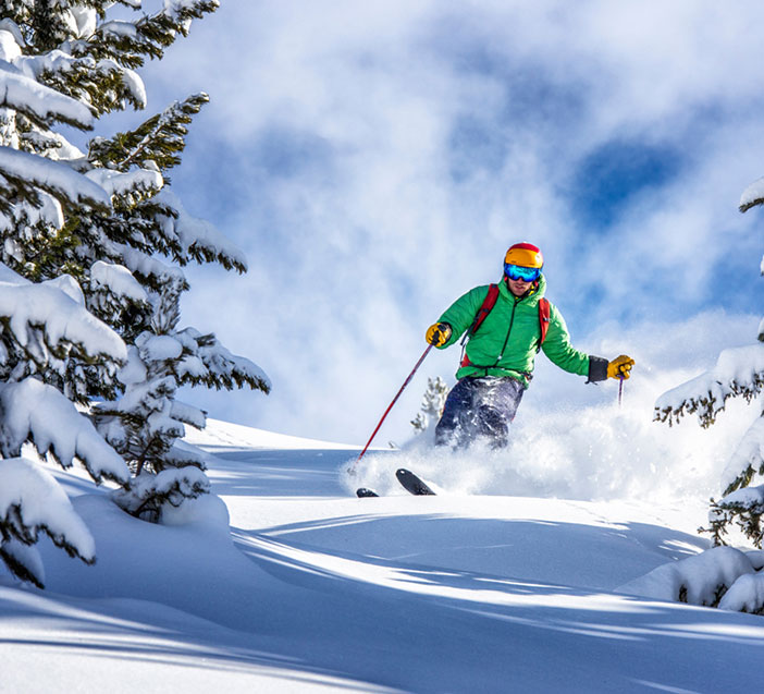 Persona 06. Ski and adventure traveller.